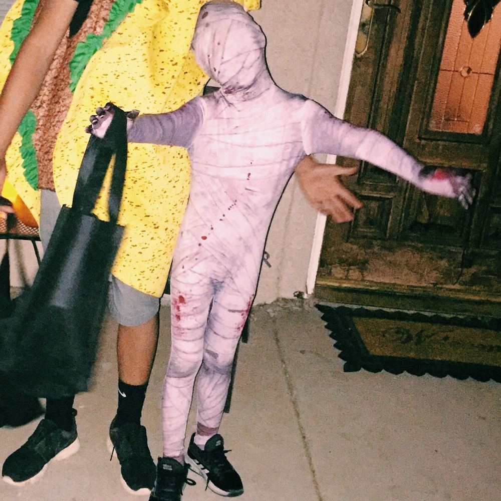 Kids medium scary bloody mummy costume